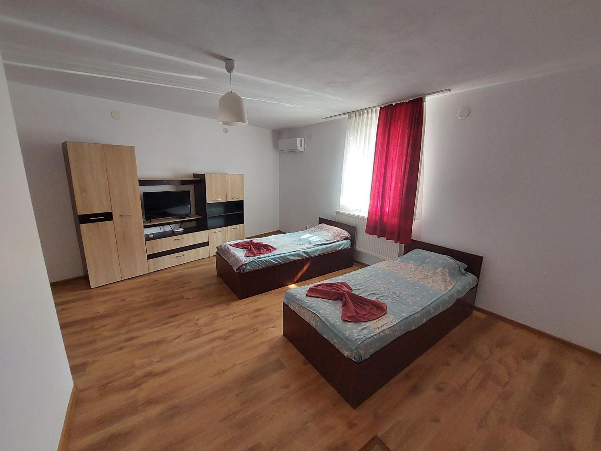 Varipatti House Slatina  Exterior photo